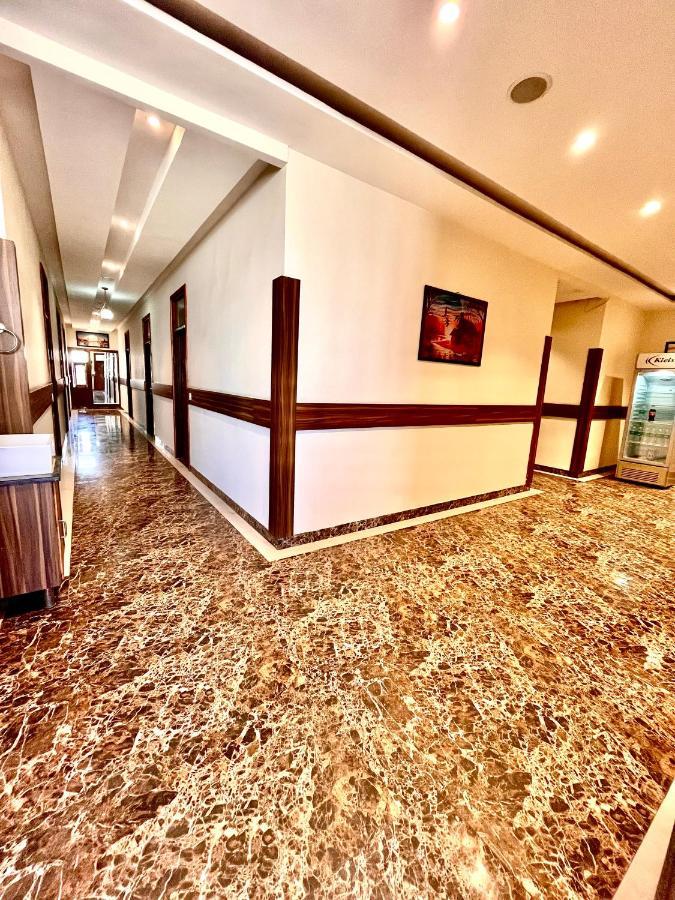 Hotel Woodcrest Zirakpur - Best Family Hotel By - A Unit Of Sidham Group Екстериор снимка